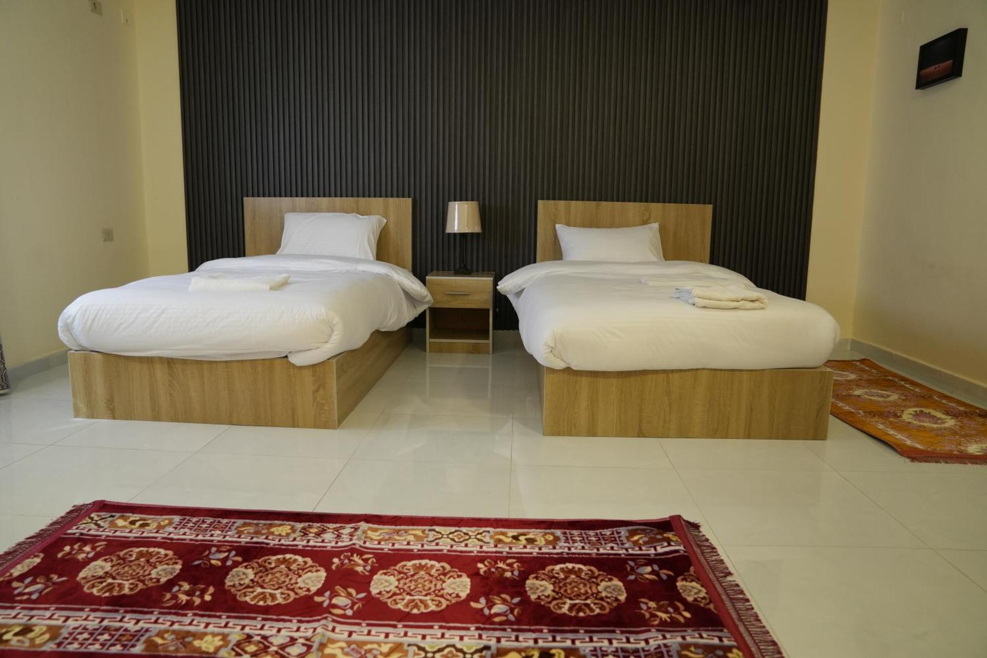 Uncle Ali Hotel Wadi Musa Buitenkant foto